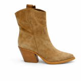 FCA0EBA5-2404-4E41-9F0D-BFBAC5865C57
